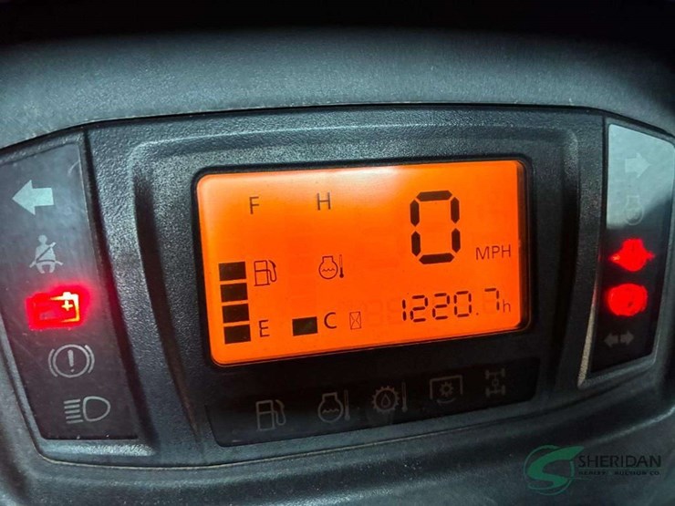 2014-kubota-rtv-x900-image-20