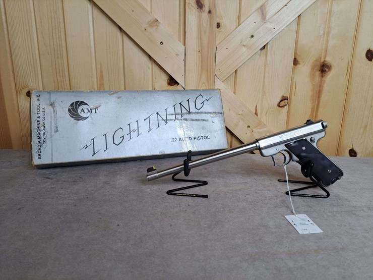 amt-.22-lr-semiauto-pistol-image-1