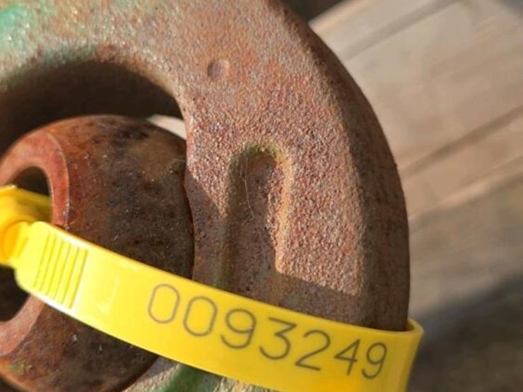 john-deere-lift-arm-and-draw-bars-image-3