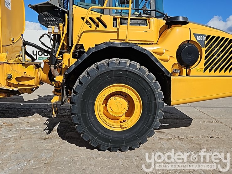 2005-volvo-a30-image-10