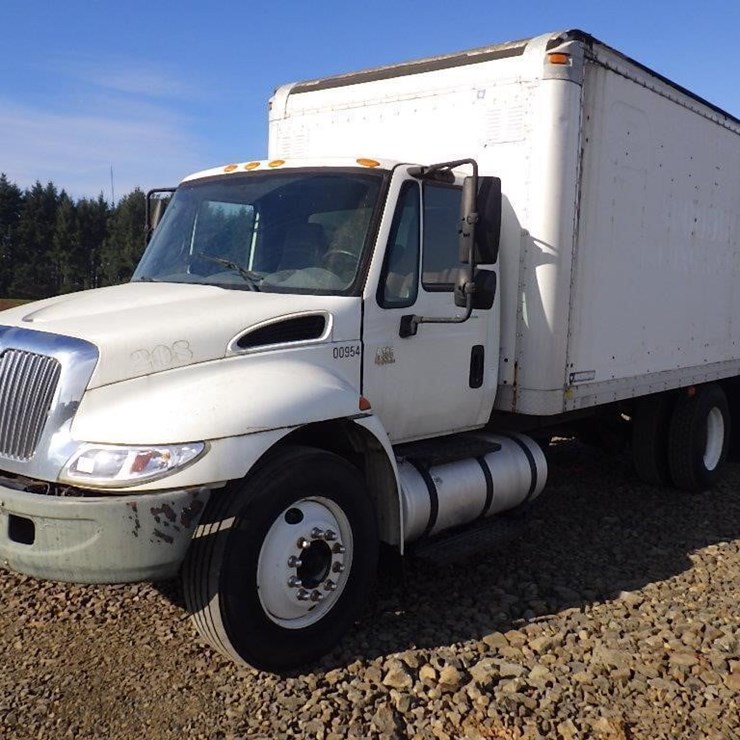 2007 INTERNATIONAL 4300 SBA