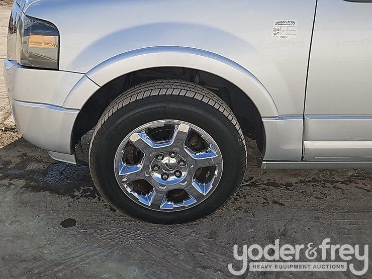 2014-ford-expedition-image-11