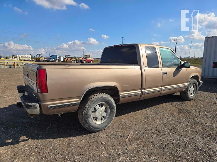 1997-chevrolet-1500-image-3