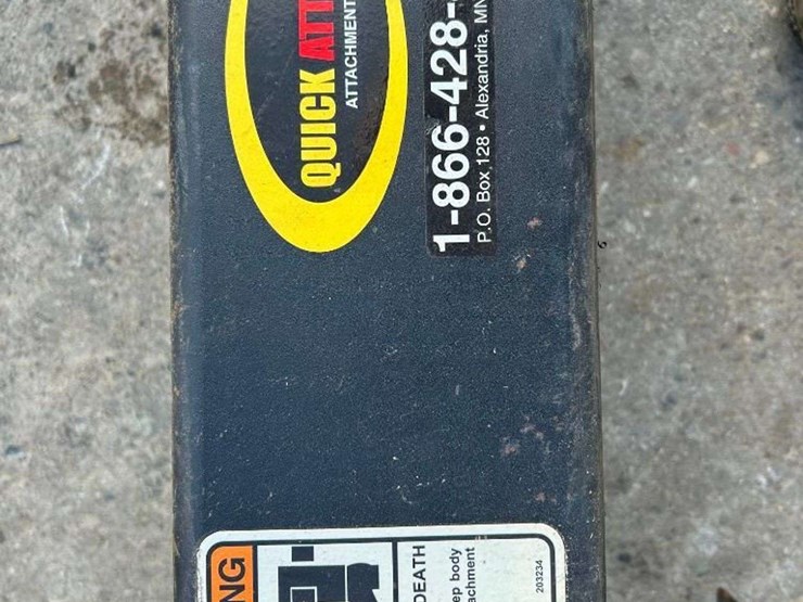 skid-steer-mount-wood-splitter-image-5