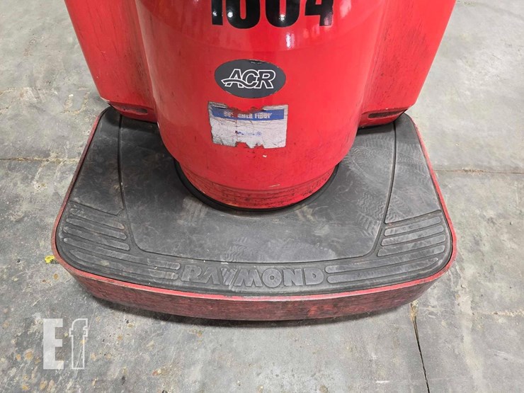 raymond-8400-image-13