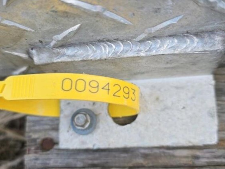 100-gal-fuel-tank-image-3