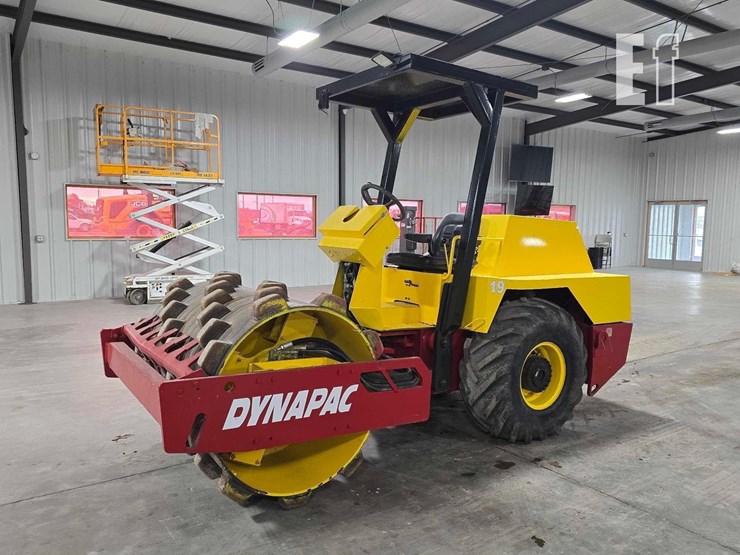 2005-dynapac-ca121pd-image-1