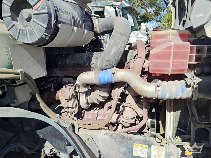 2022-mack-anthem-t/a-wet-kit-day-cab-truck-tractor-image-8