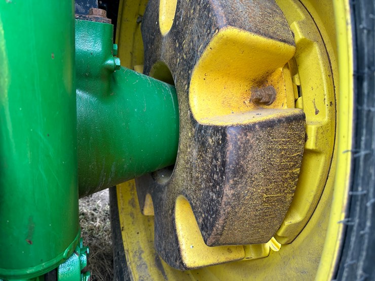 2010-john-deere-8345r-image-11
