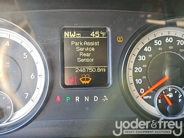 2014-dodge-ram-2500-image-32