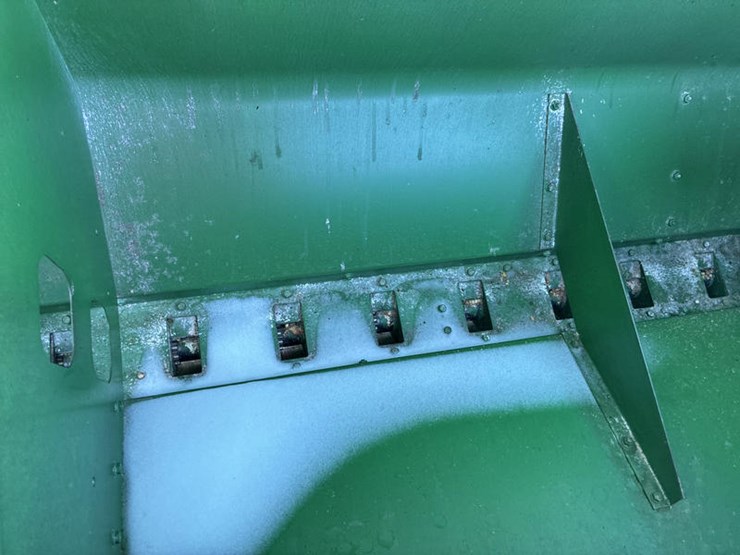 john-deere-1590-image-40