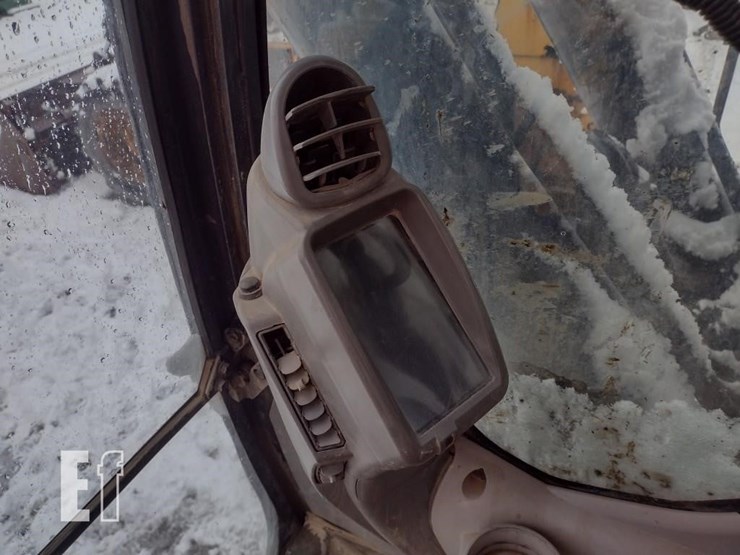 deere-350g-lc-image-9