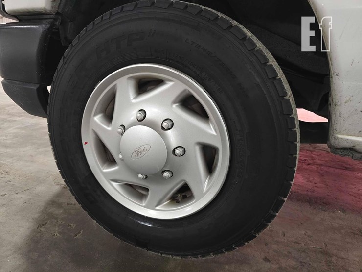 2012-ford-e250-image-20