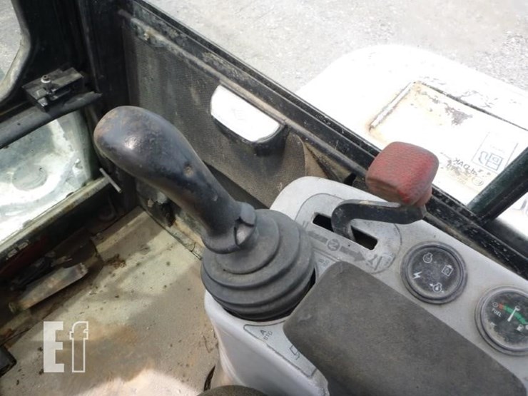 2001-bobcat-331e-image-7