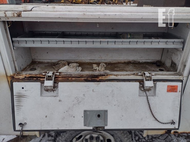 2008-gmc-3500-image-28