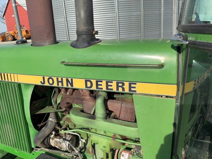 1980-john-deere-4440-image-25
