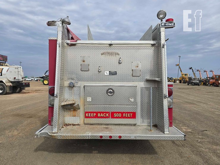 1993-freightliner-fl80-image-8