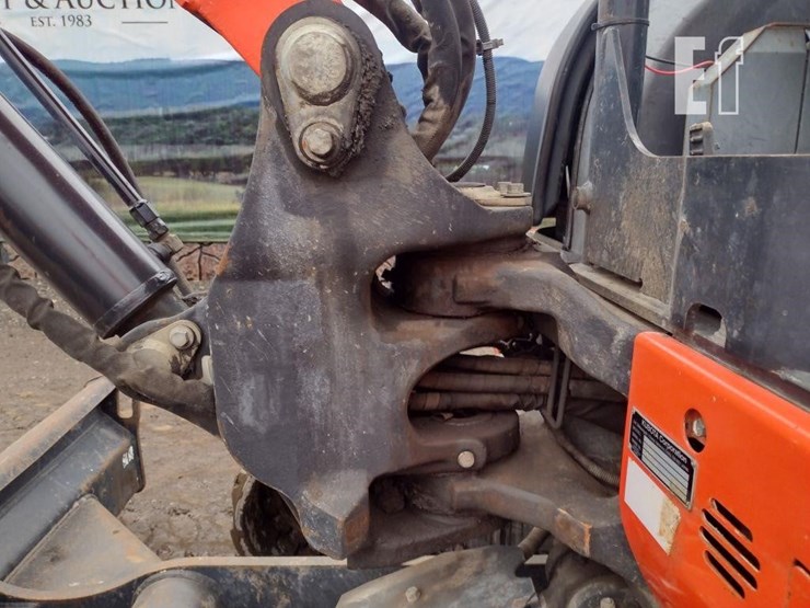 2019-kubota-u55-4-image-26