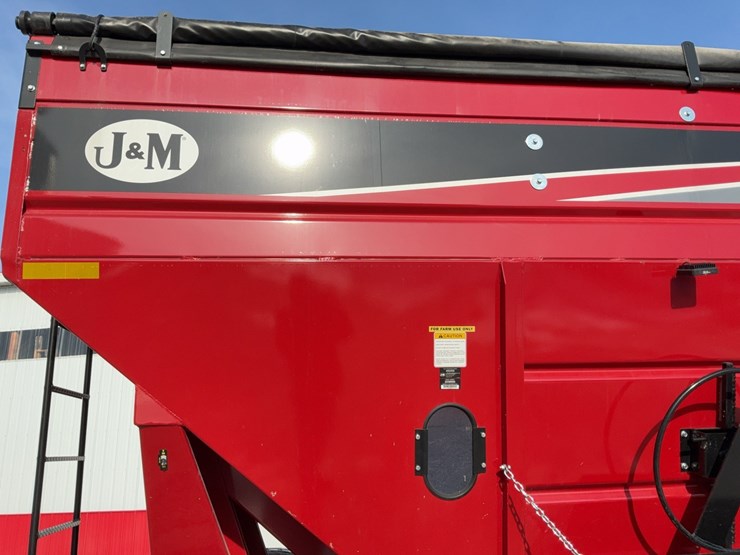 j&m-555-gravity-wagon-image-22