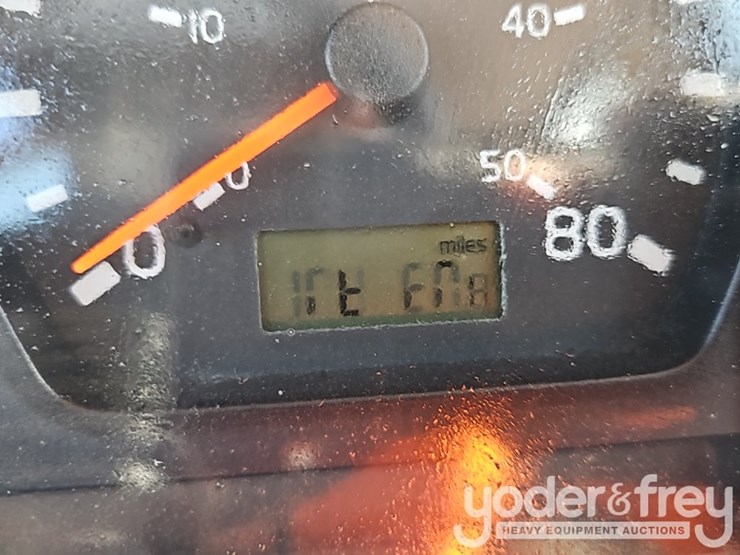 2005-volvo-a30-image-42