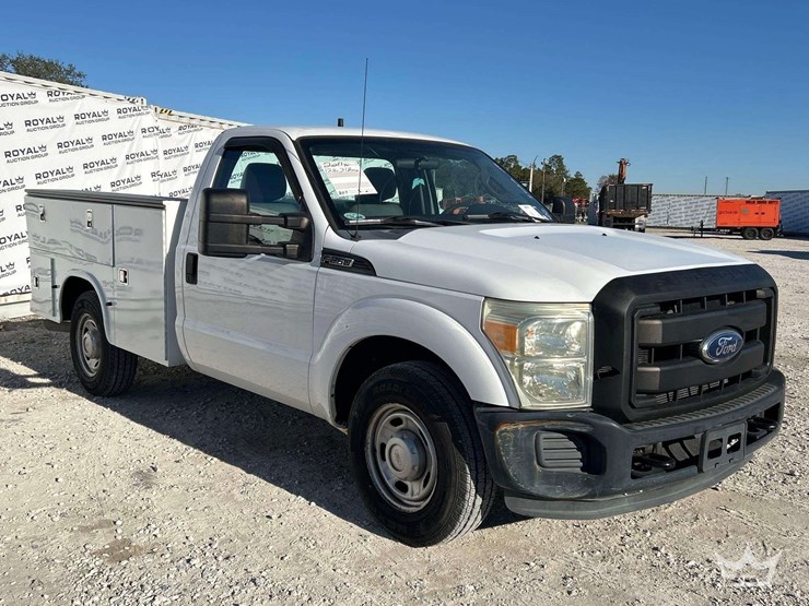 2011-ford-f250-image-2