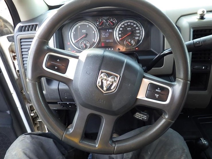 2010-dodge-2500-image-20