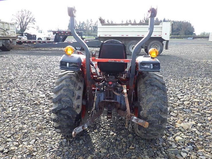 kubota-l2501-image-6