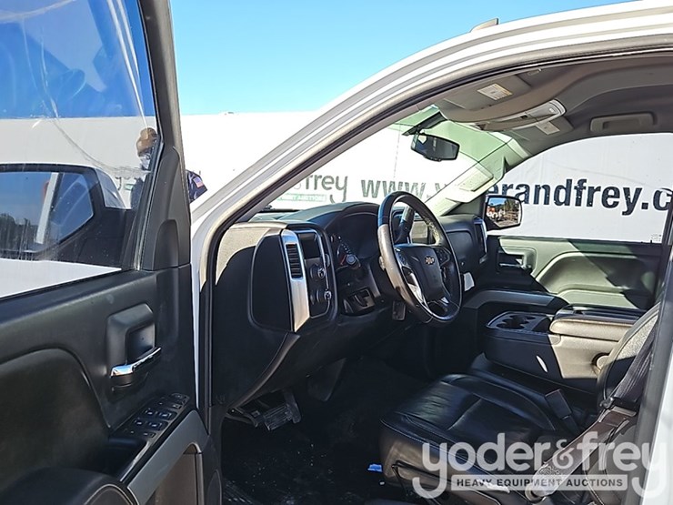 2015-chevrolet-silverado-1500-image-23