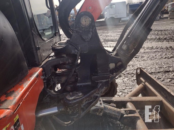 kubota-kx040-4-image-25