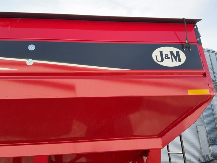 j&m-555-gravity-wagon-image-44