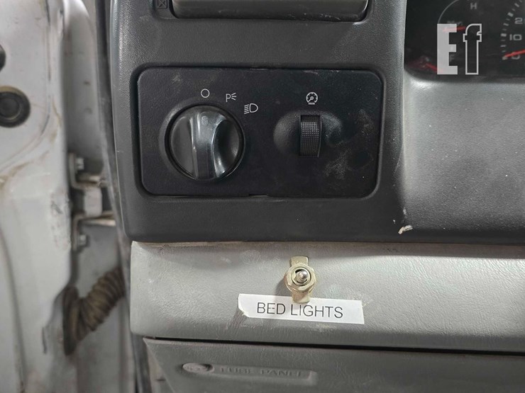 2003-ford-f250-image-16