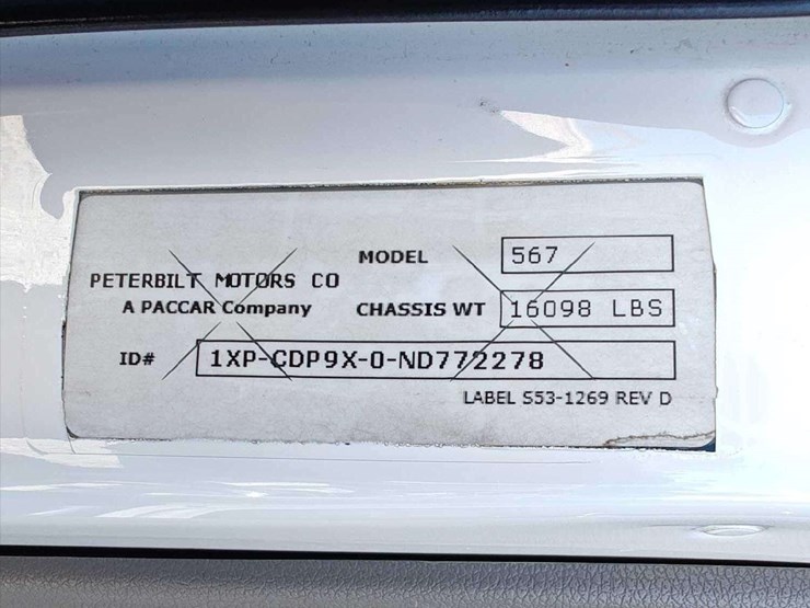2022-peterbilt-567-image-5