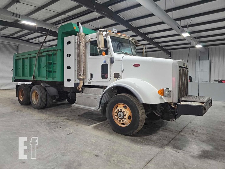 2012-peterbilt-365-image-2