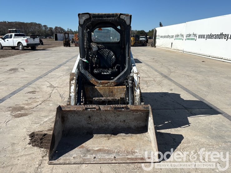 2019-bobcat-t450-image-14