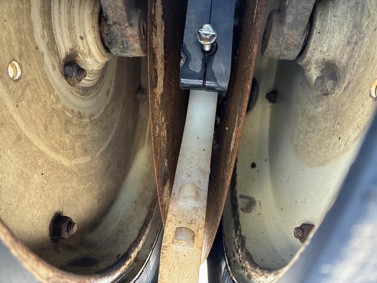 1999-kinze-2500-image-28