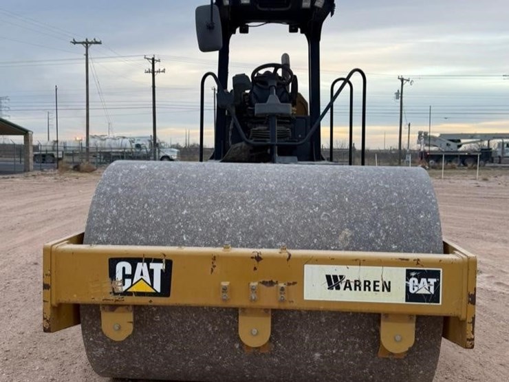 2013-caterpillar-cs56b-image-8