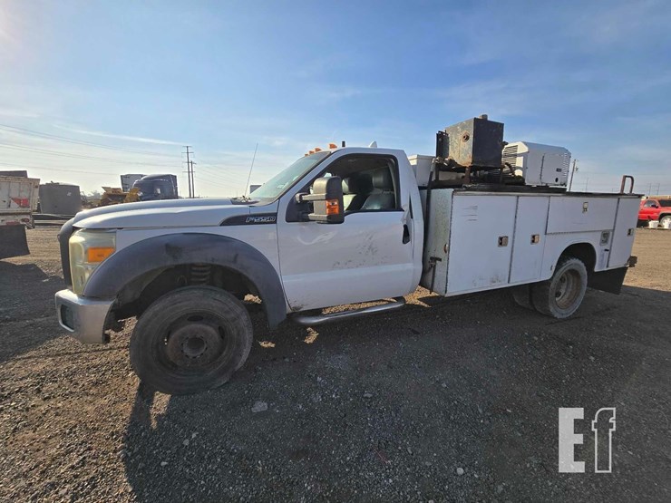 2012-ford-f550-image-1