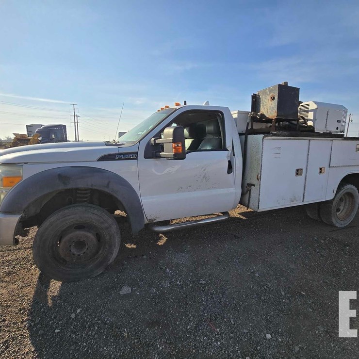 2012 FORD F550