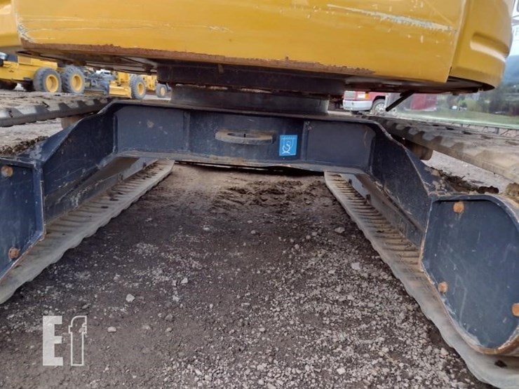 2022-deere-26g-image-42