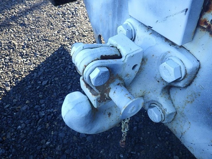 1997-freightliner-fl70-image-10