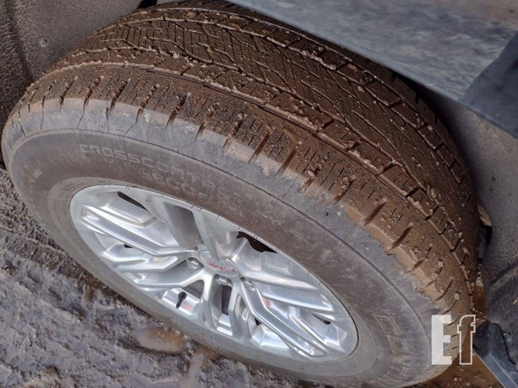 2022-gmc-yukon-slt-image-28