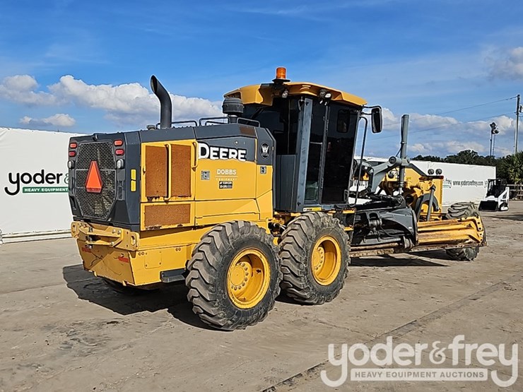 2017-deere-672g-image-5