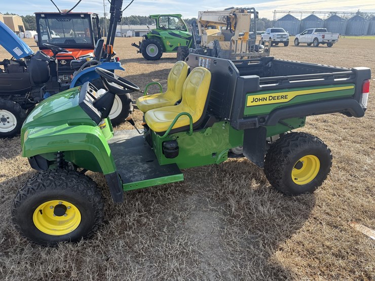 john-deere-gator-image-1