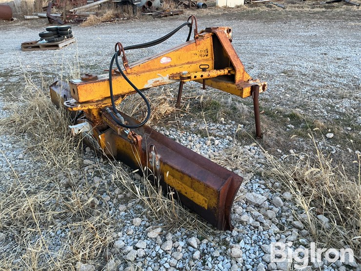 servis-r1400-hyd-3-pt-blade-image-3