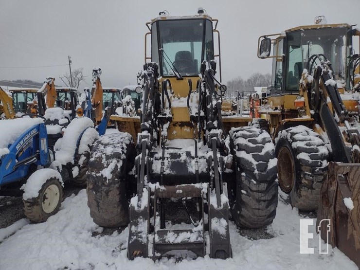 caterpillar-it28-image-2