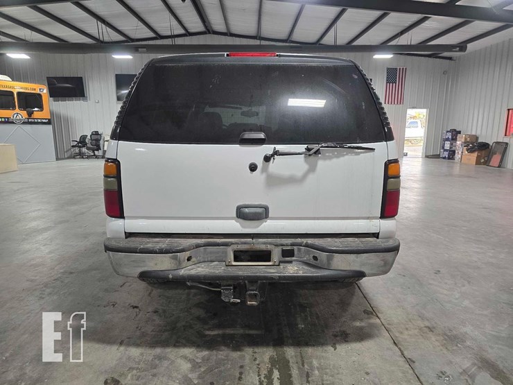 2006-chevrolet-tahoe-image-8