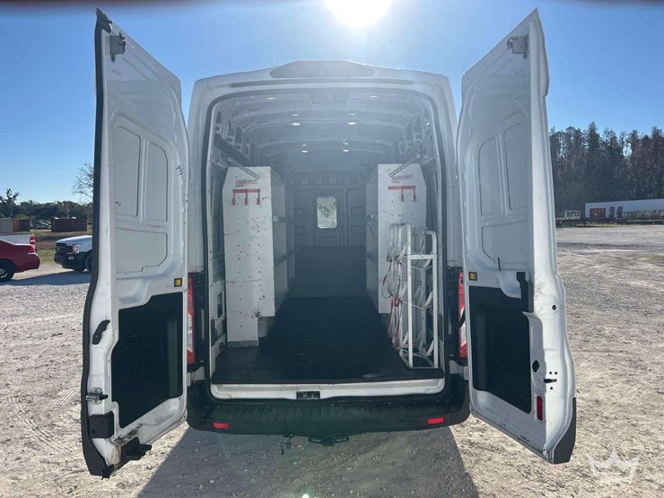 2020-ford-transit-image-21