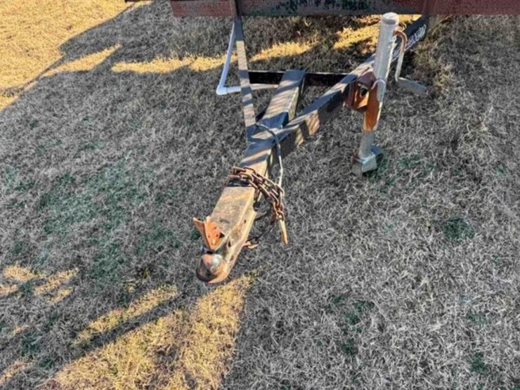 roadmaster-trailer,-single-axle,-side-and-rear-image-3