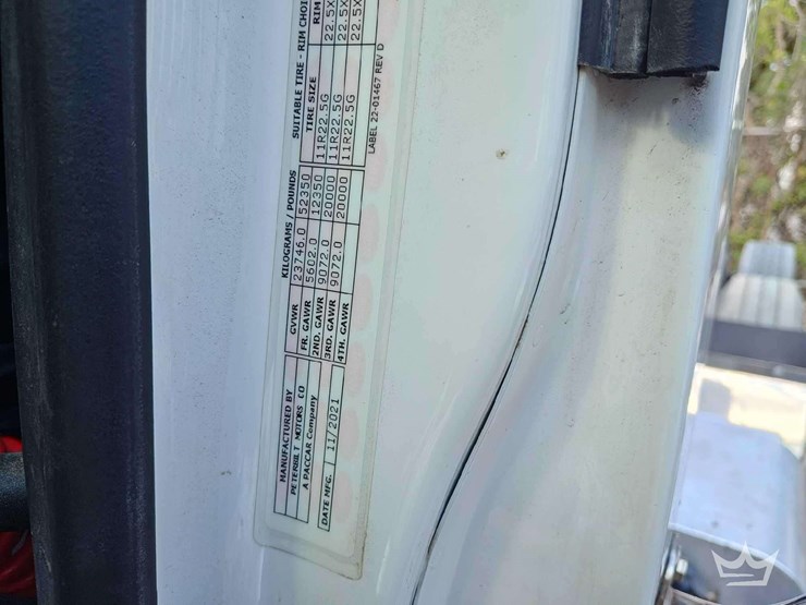 2022-peterbilt-567-t/a-wet-kit-day-cab-truck-tractor-image-6