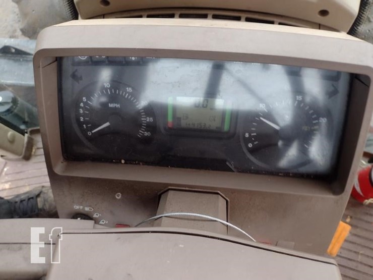 2010-john-deere-7130-image-7